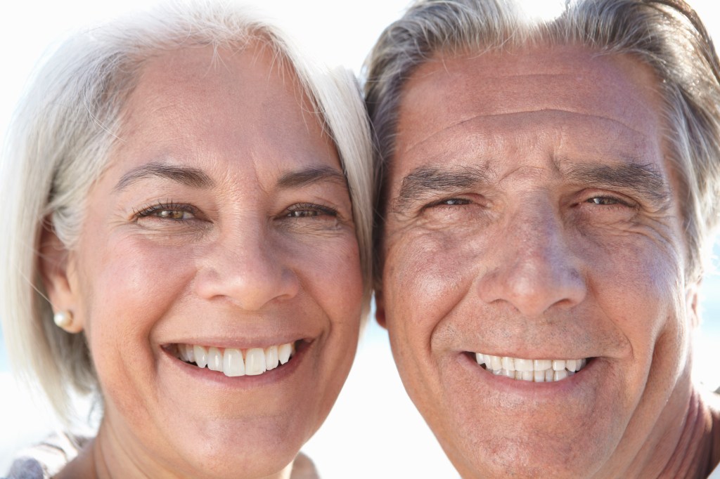 How to Avoid Overpaying for Dental&nbsp;Implants