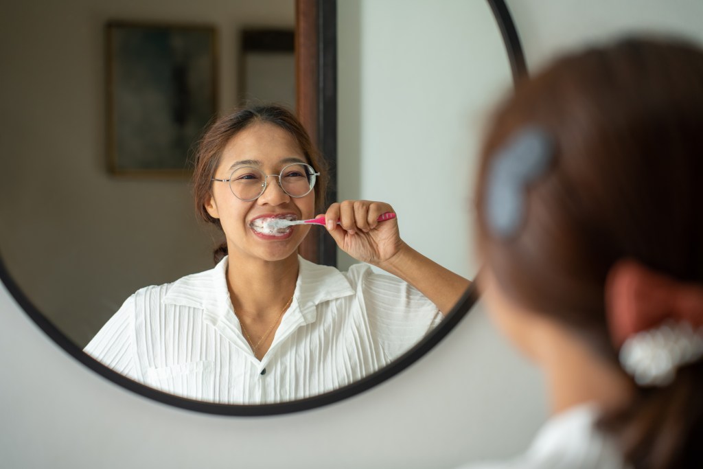 Why Do My Gums Bleed When I&nbsp;Brush?
